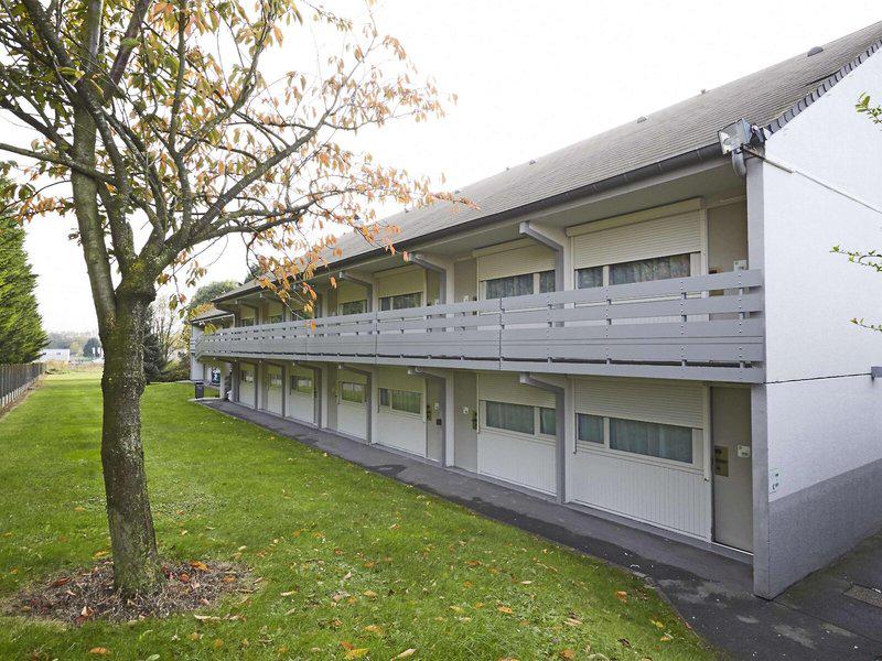 2ADA838F1658F83082DA0C1DF8FD52A3