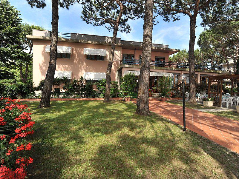 0D9E4C5D4D52AB6BAA24C10734413BF5