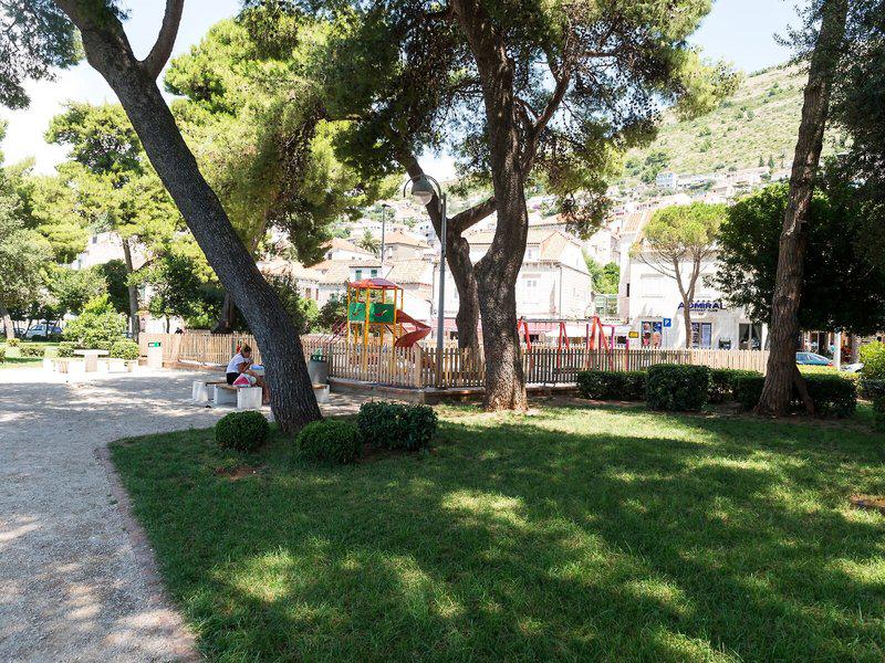 02EDA7C6B53A64C4A11B69AC3B0E2FF8