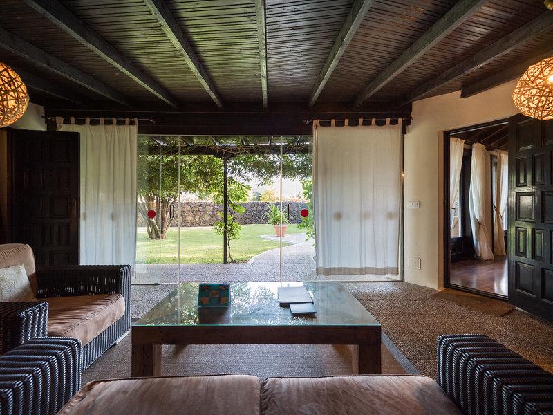 4421ED18935F9097505327C80F34AA6D