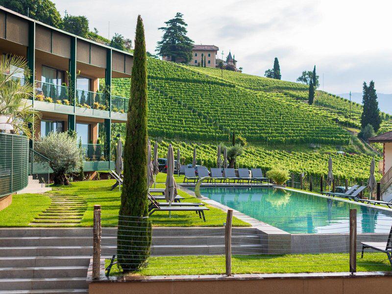 21C2701F9CF581725BCA3FF73FA2A809