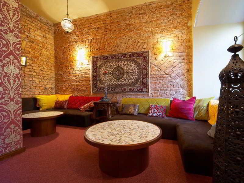 26044C7C43E6C84810FA3B00D5F2F2C5