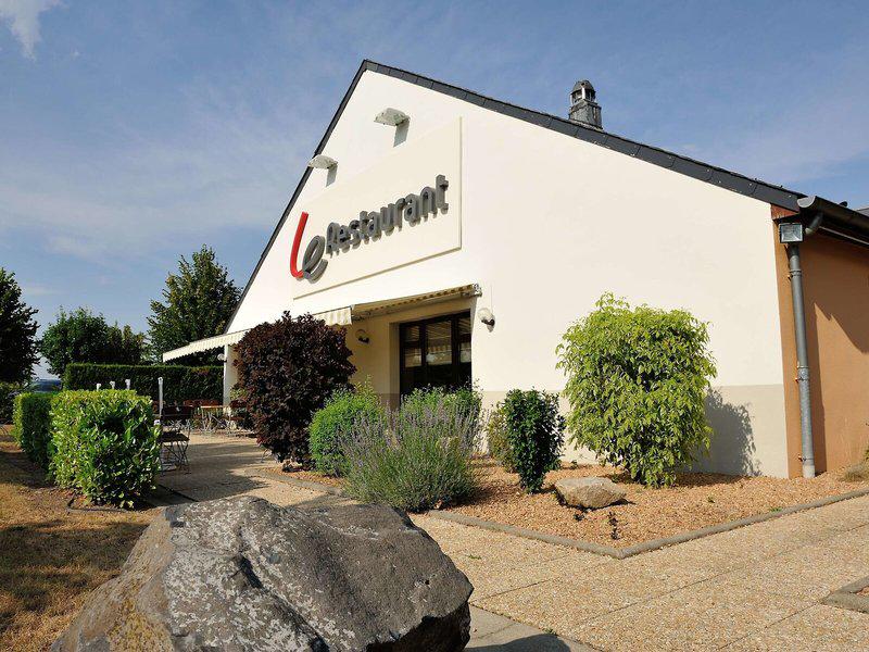 9329F06B14D7C5086F67C2F5692C3A40