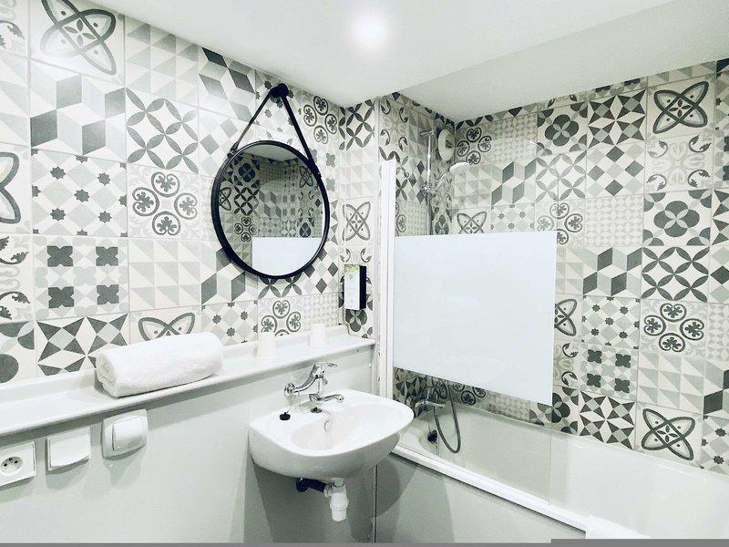 2B15C0AB78A4F27EF633033F2378C300