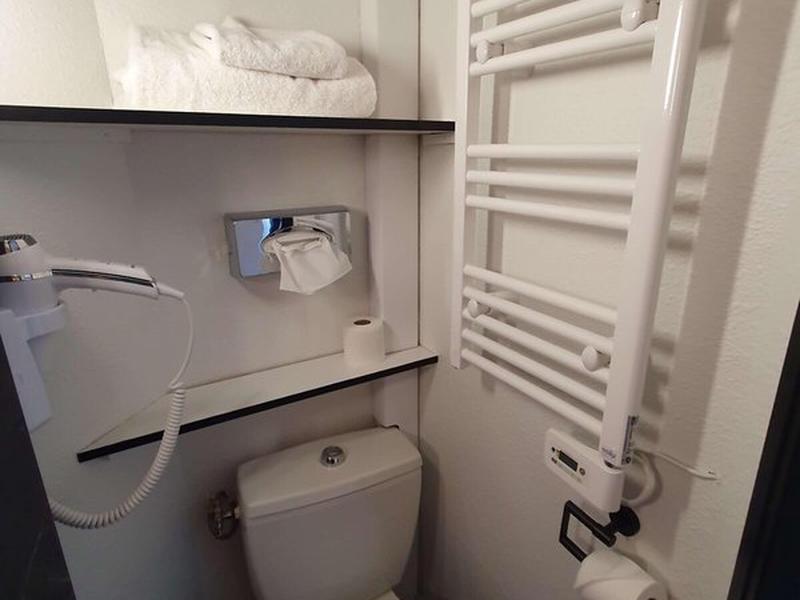 F0FE17FCA2B9388E6BFCBECD4713C7BB