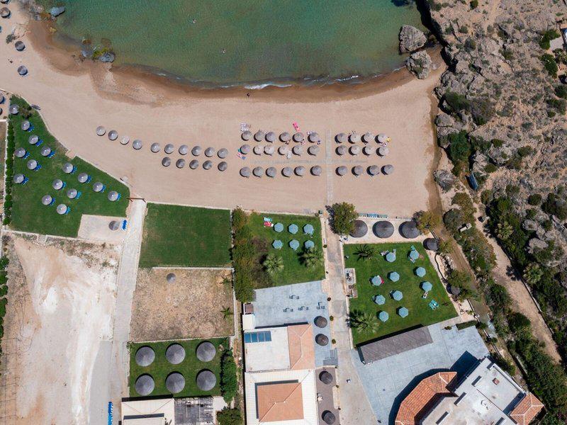 1B18B016D7E7537572AF7BC3427AF73C