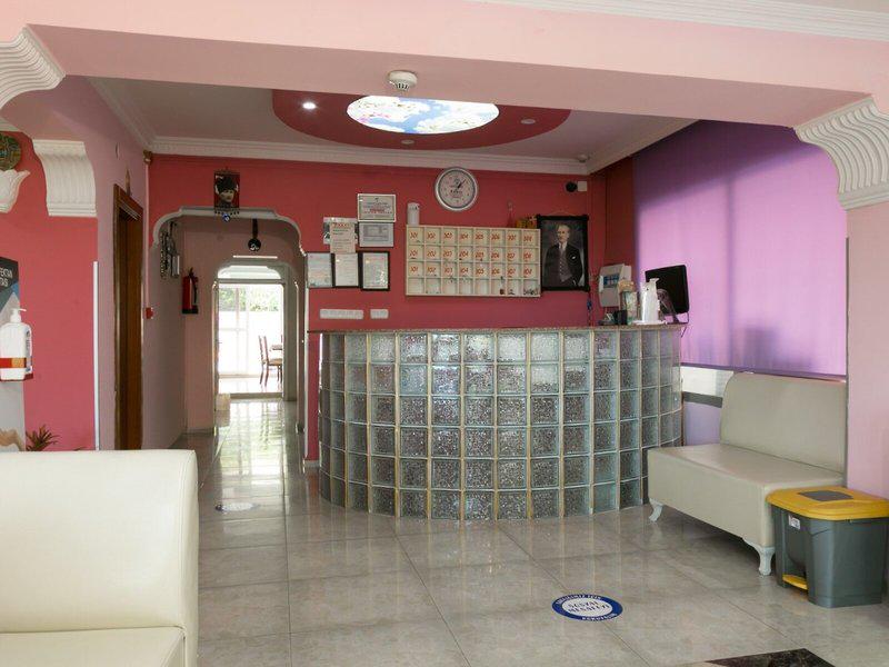 9FF022A88CEC236B6DAC6D8326CAA936