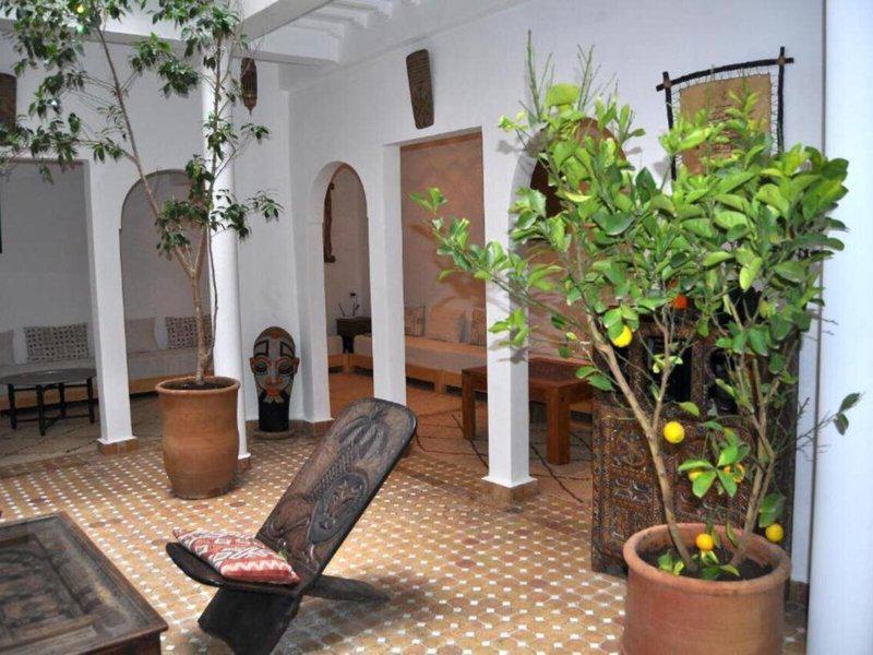 40567C61229D2E699498B2FA928EFB00