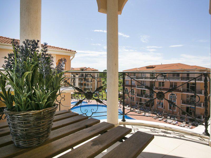 95680A8F384F831CFD2573ABC62D52C6