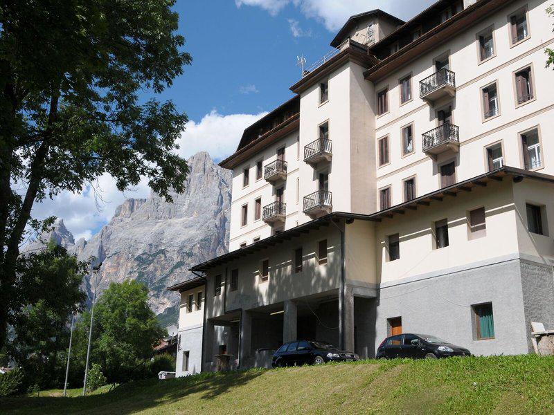 D87086B4DE6EAF22062EEE9CE8F07D35