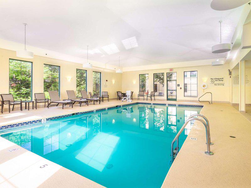 DCD2C22B8E836E118A3EF8BA3DE86A02