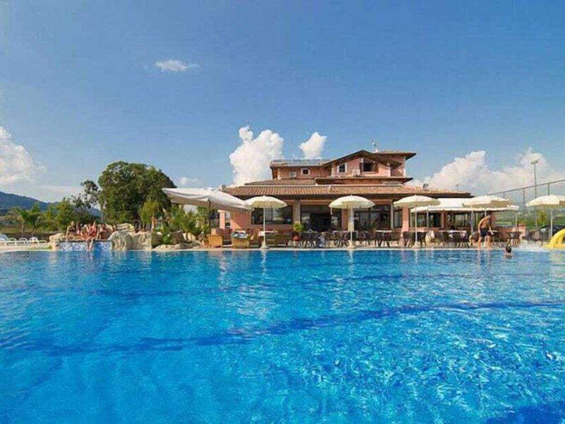 A3A94CCCC735E312490692918D36E40F