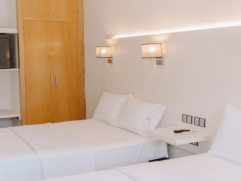 7E38776C537F7C71B8EAA1EE853EDD30