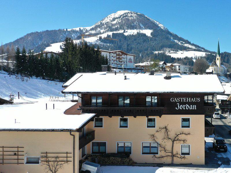 EABA90CBE473C1163D8496456AEC1C7D