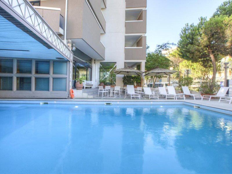 52A11C6756E0FF694035C6ECDE421E24