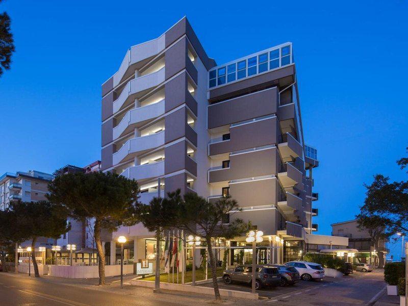 5CFF149599AB9F5A8D887FAD88677E03