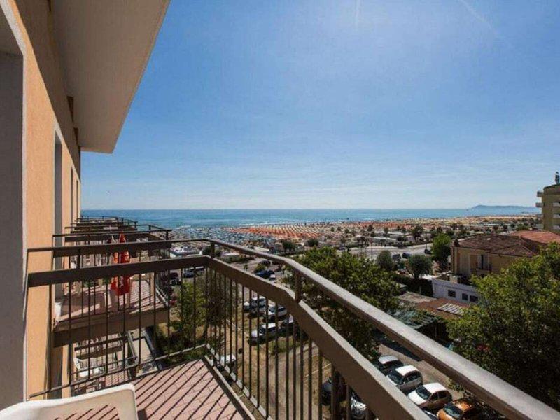 F72DCF9B4A9CB8B8F787D98057333034