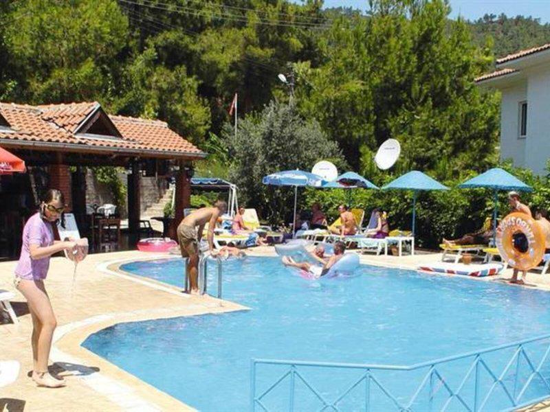 9F1F3C5D785BB0CA559F5B4287F238EB