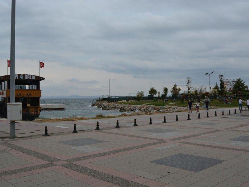 212B6CACEADA8329C2B1006040318BB2