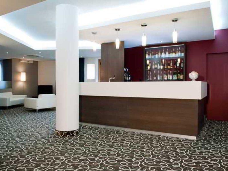 63CA6162652A55A9EC4D97382FC5ABF7