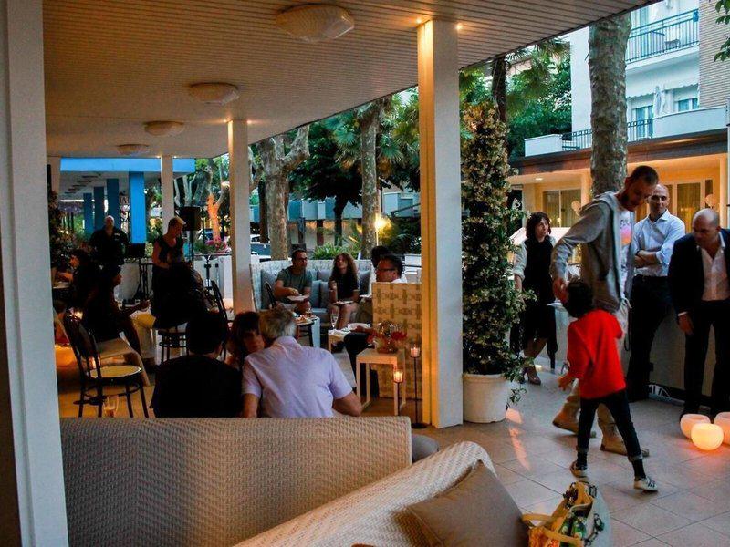 BB68D24577D28380B3A8B369482FC042