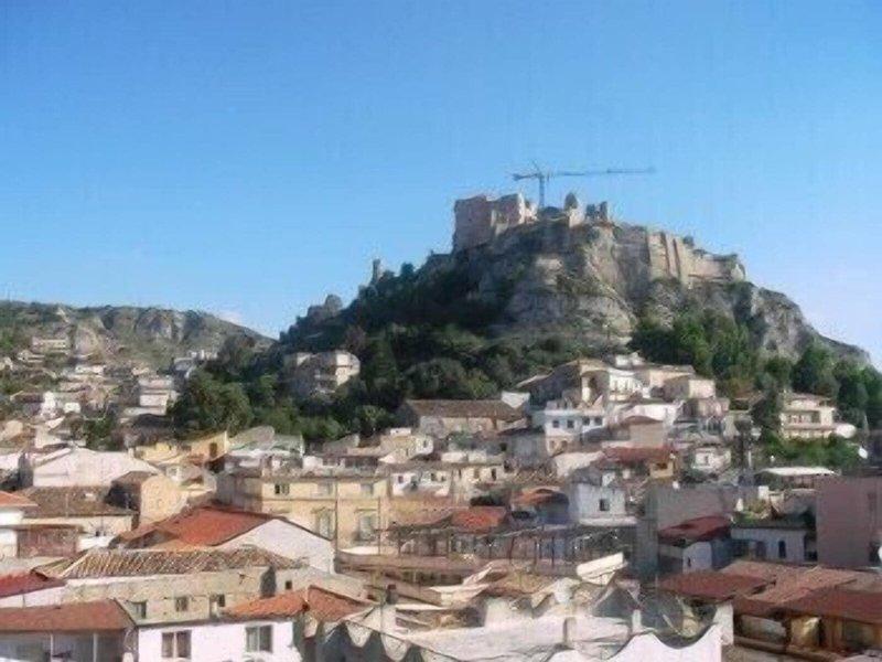 BC2372F1584C25F100CFD750CB9B2B1E