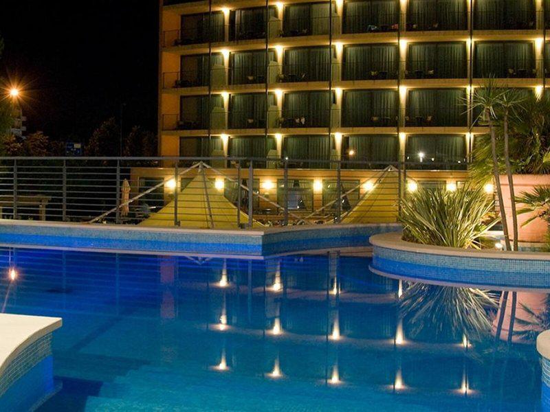 CE9A4B97D2D2DAFC100B77E21170B0F9