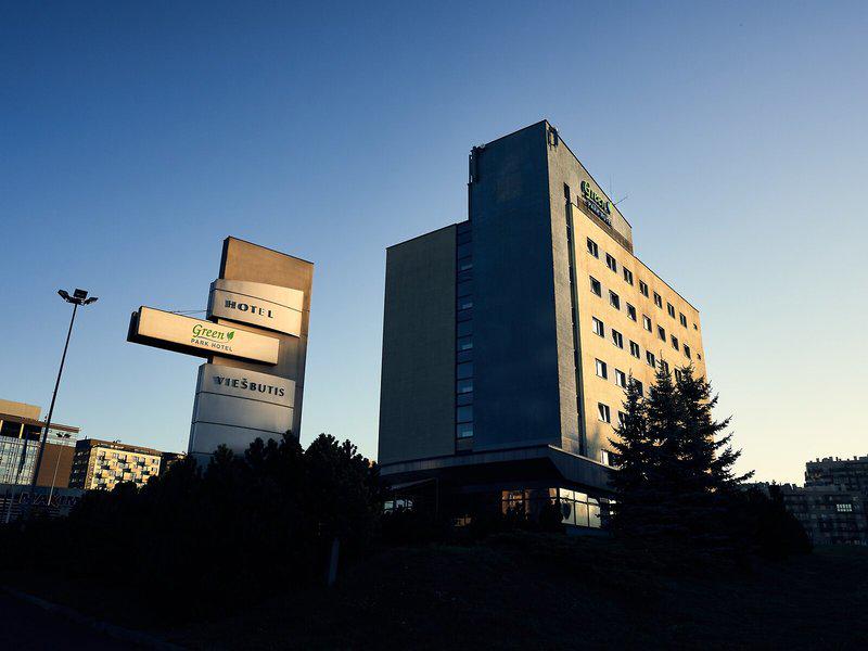 91A0268E3E06240B418116402C168BE3