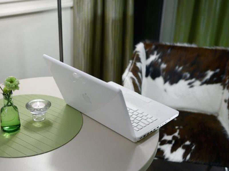 0CA5AA85CA4E9817E9DAF9321987E0D5