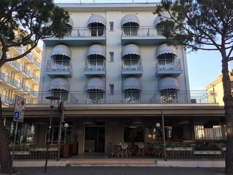 E2924C4DB38DFD6E6954A62E609759EB