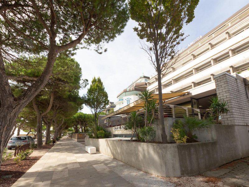 F5E673D49112DC4D145A62ADB84EA02C