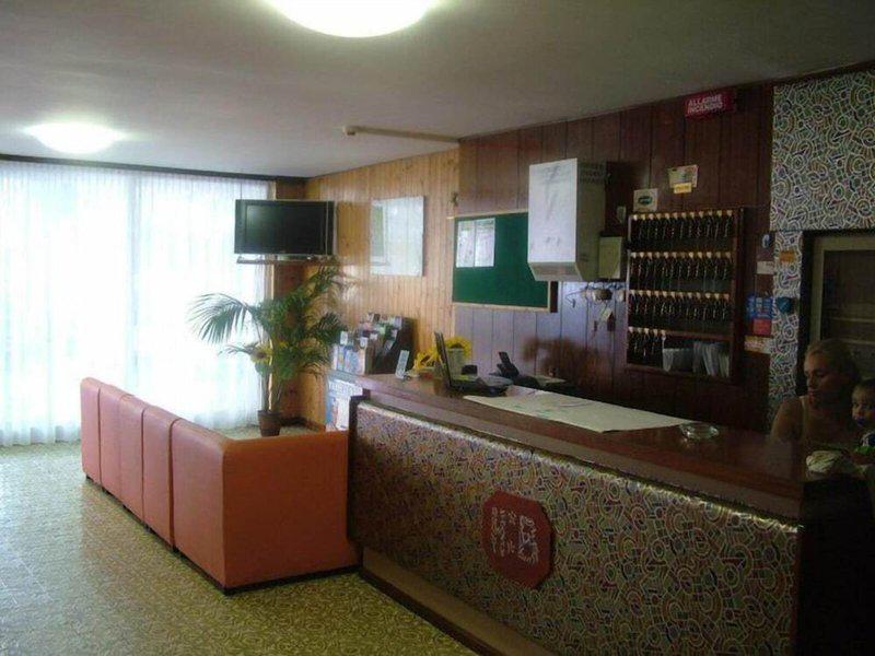 5FC595D771D865FD8B7A533AE18674CC