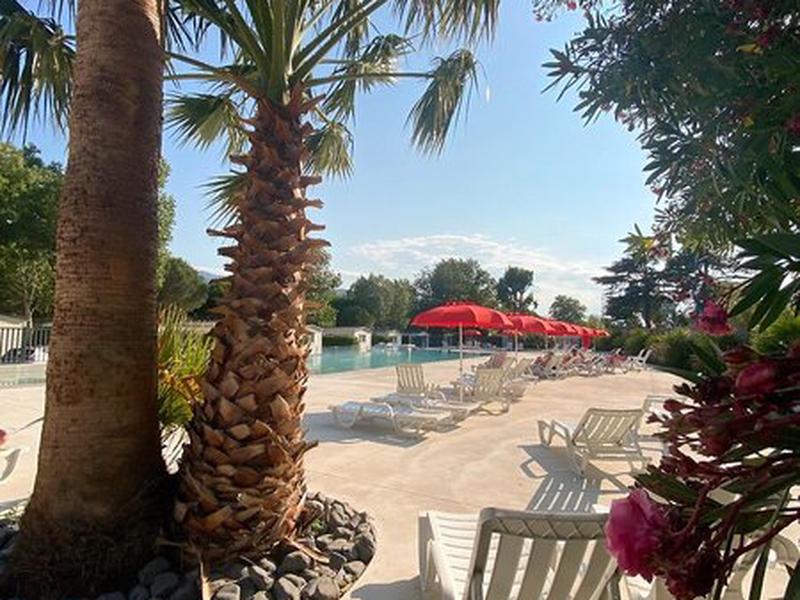 D67C56C266E10D98948D4F827EDA7123