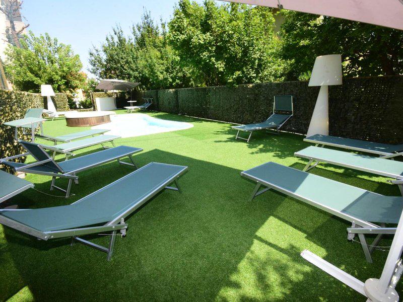 12384C932EF3AD1669EDB29B53C9DCF9