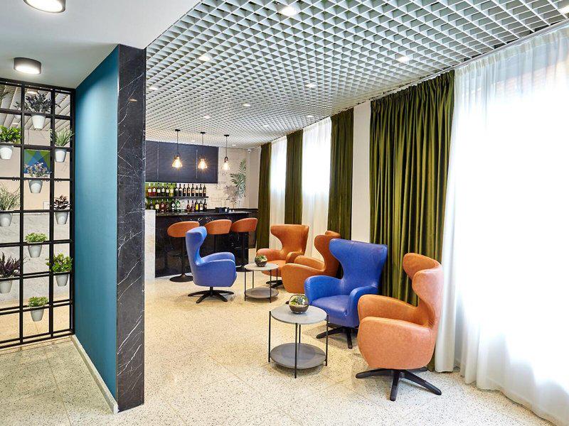 DA69E572EA67533B75D350780FE23447