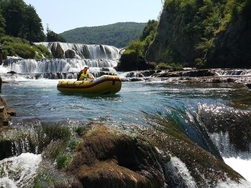 75E66E3D0935ACD1288D8EAA9A246CB5