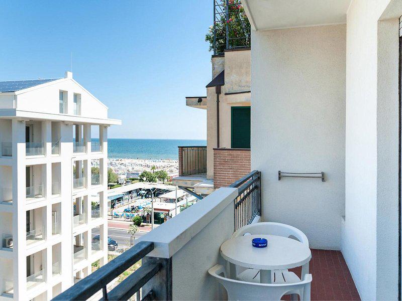 F1242544E9BBF07386ADC9D319A3CC1C