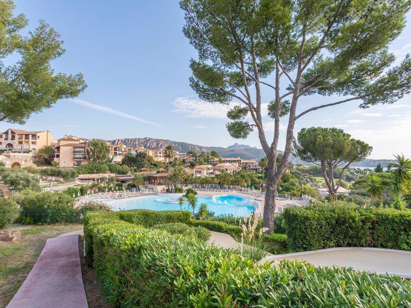 BAB161A9E0BA14B1D3BE8A6BC49A49CC