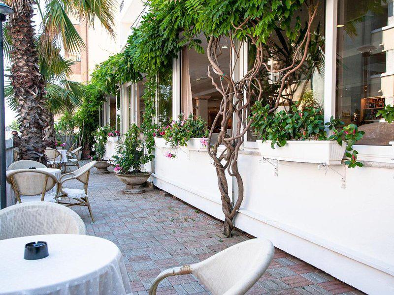 8E115B258555F8F91612CE749340BC36