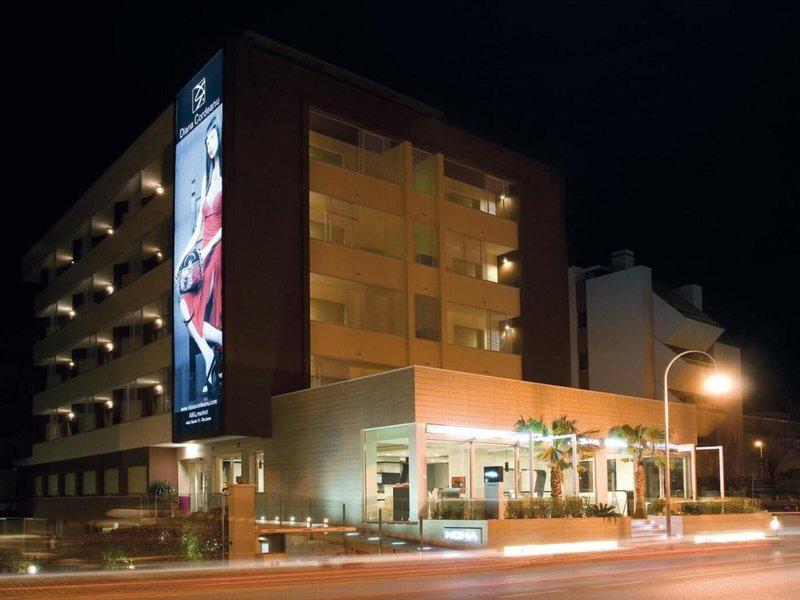 DAFAF22EE90E430C3D559F6DA78A9671