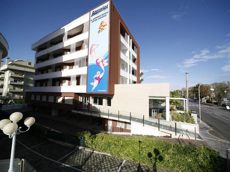 31351C81A306A0D5E48C0BDDE8B8D11A