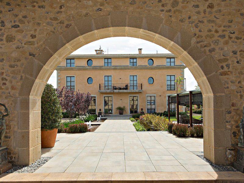 639CA2F5403C6B6F94297E8B1DEB273A