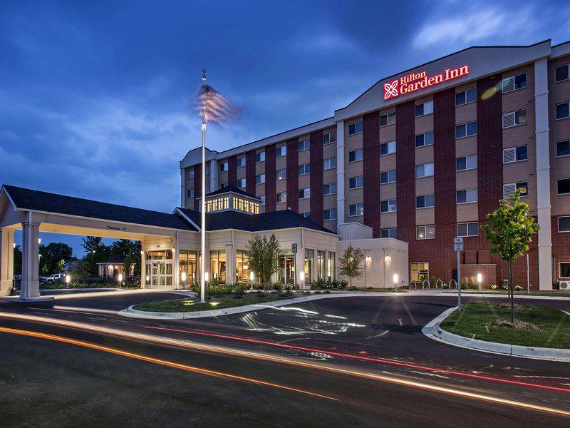 301B51F0CE9562F3C832845388D3032B