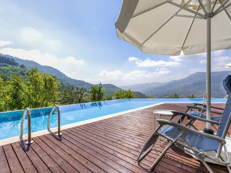 ADE69A0ACDE6EF1C9B1ED74F1F019926