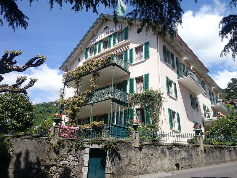 E7D8A53A9EF58617B4378605AF715F55