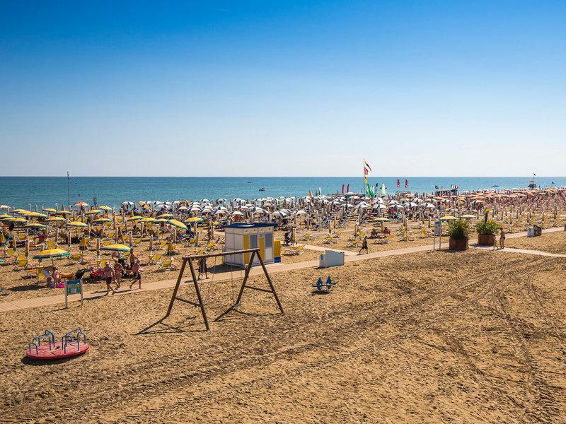 FA4C32E7398357C71053D4BA859387F2