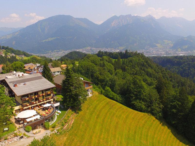 6BCE8EAFFE5320D99432DF2AC271D30F