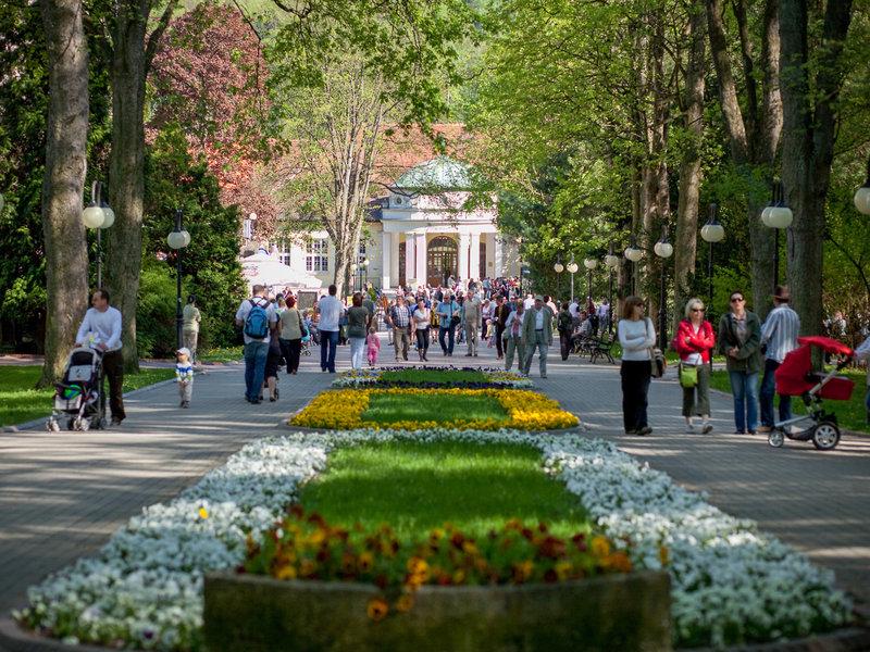 42007758AAFD3F6124E8FE60B6307A6B