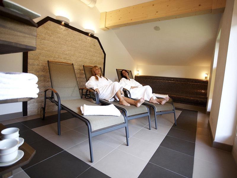 41CBA537AE8E83CF5479A9BD6416172C