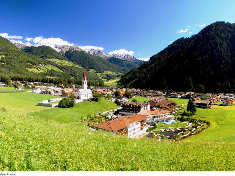 3ED502437FDAD487F3F97E7CBE7D079C